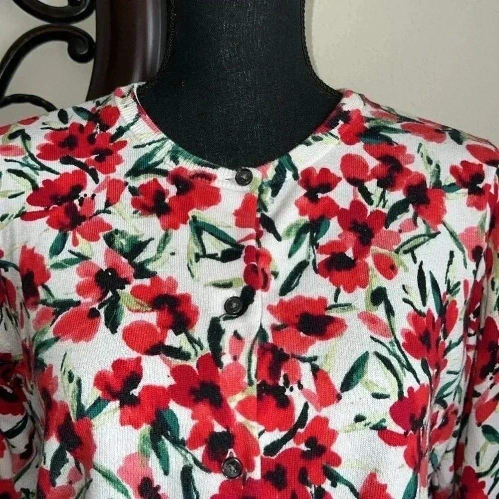 Land’s End Women’s Crewneck Cardigan Red Green Black Pink Floral Size M/P 10-12 - Picture 6 of 13
